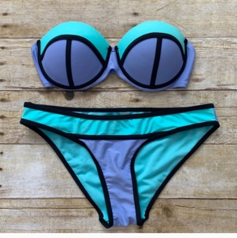 Coral Tropics color block Bikini size med Small